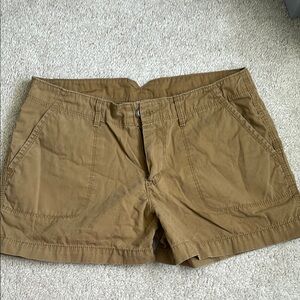 Old navy tan shorts size 4